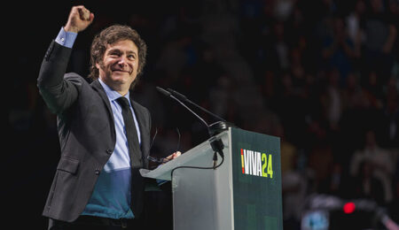 Javier_Milei_VIVA_24_2-scaled-e1739004204588.jpg