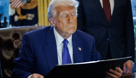 mid-epa11896807.jpg