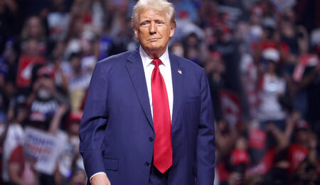 Donald_Trump_53953046884-1-scaled.jpg