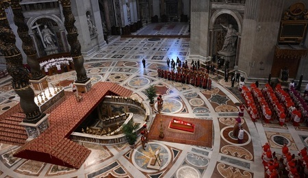 mid-epa12048209_2.jpg