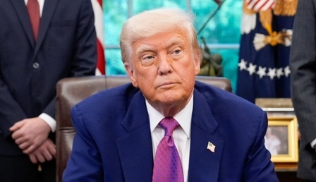 mid-epa12087769.jpg
