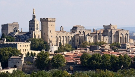 Awinion-fot-Wikipedia-323.jpg