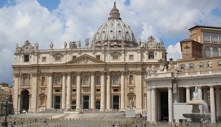 1080px-Roma_1004_23.jpg