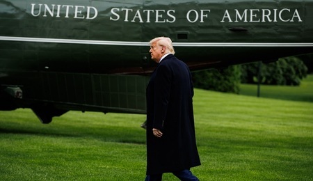 epa12127147.jpg