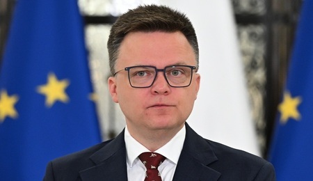 mid-25520021.jpg