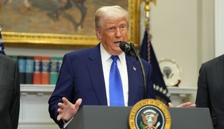 mid-epa12094390.jpg