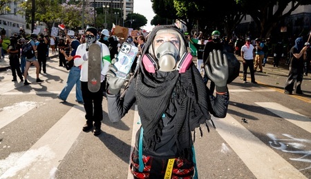mid-epa12176604_2.jpg