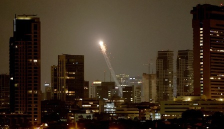 mid-epa12180215.jpg