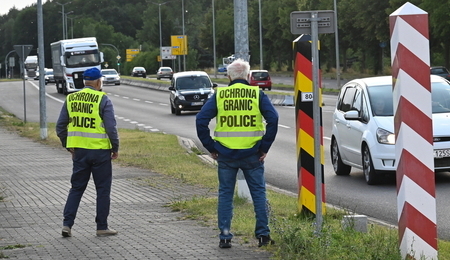 mid-25627814-2.jpg