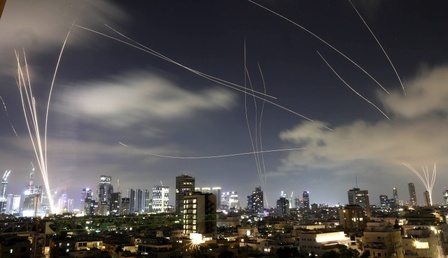 mid-epa12182449_2.jpg