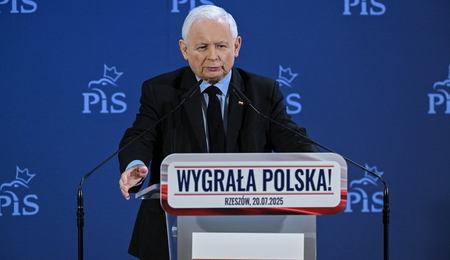 mid-25720258-2.jpg