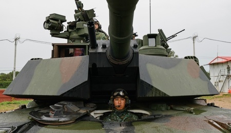 mid-epa12228286.jpg