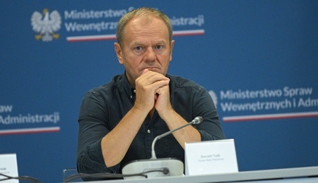 mid-25709021.jpg