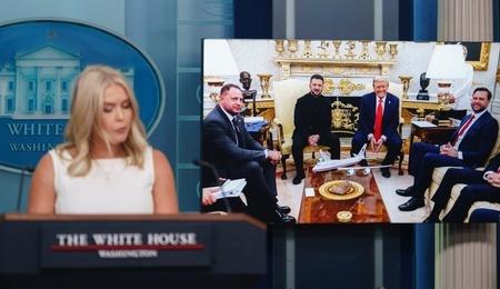 mid-epa12310783.jpg