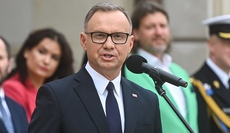 25805449-1.jpg