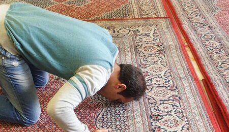 prayer-1008385_1280-e1754723070232.jpg