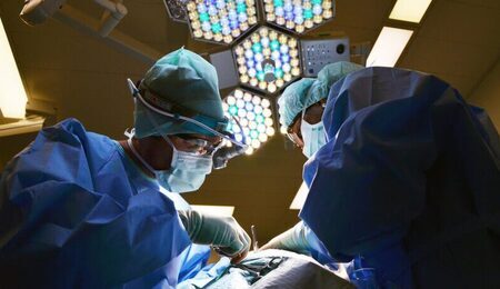 doctor-650534_1280-e1756460077810.jpg