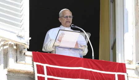 mid-epa12395038-1.jpg