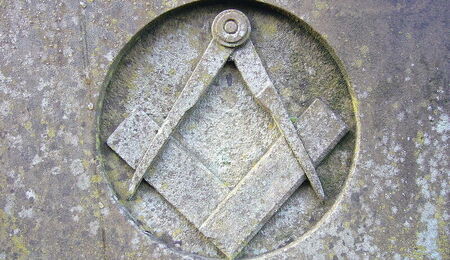 960px-Square_and_compasses2.jpg