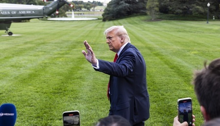 mid-epa12370235.jpg