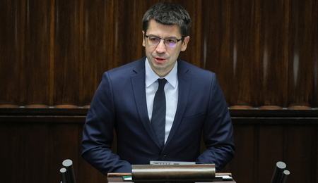 mid-25924114-1.jpg
