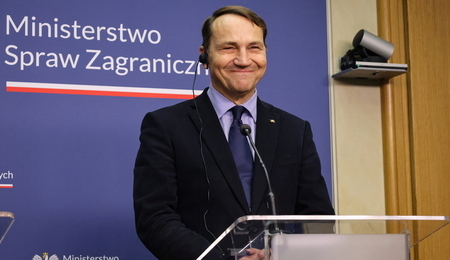 mid-26126282-2.jpg