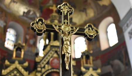cross-1264110_1280.jpg