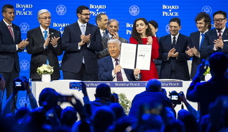mid-epa12670368-1.jpg