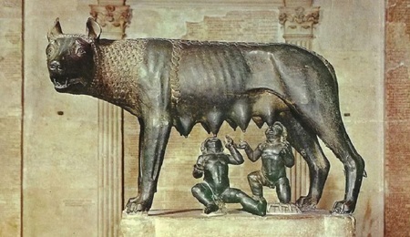 Lupa capitolina 329u3.jpg