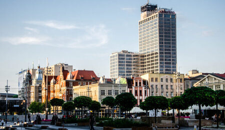 Katowice_Rynek-scaled-e1772637664724.jpg