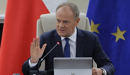 mid-26313035-2.jpg
