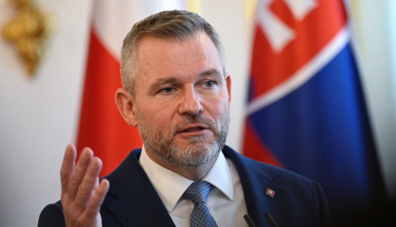 prezydent-s-owacji-oraz-tamtejsi-biskupi-broni-papie-a-leona-xiv