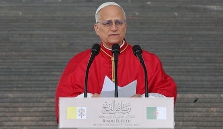 papiez-Algieria.jpg