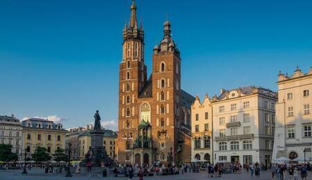 Krakow-kosciol-Mariacki.jpg