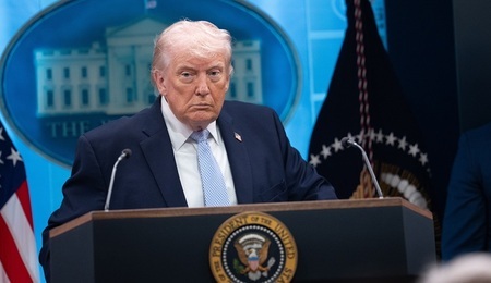 Trumpinh1.jpg