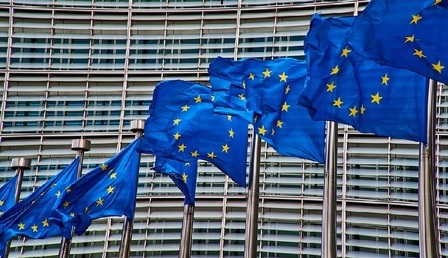 komisja-europejska-pixa-nak-nak-nak.jpg