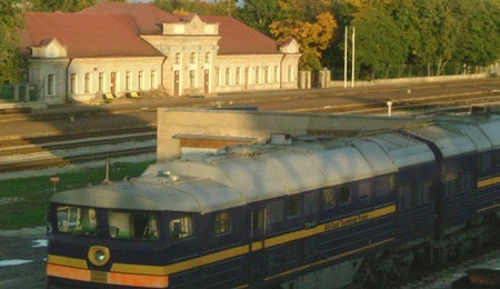 Narva_railwaystation.jpg