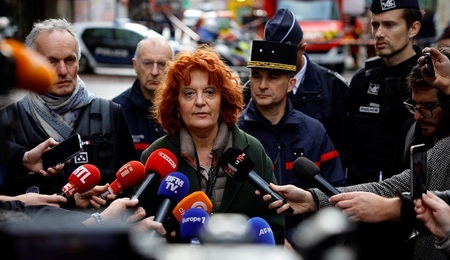 epstein paryż.jpg