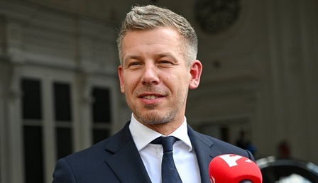 magyar13.jpg