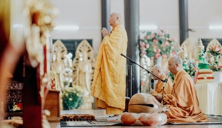 free-photo-of-buddhist-monks-in-religion-ceremony.jpeg