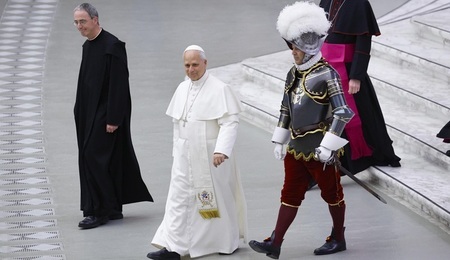leoleoleo.jpg