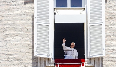 pope (1).jpg