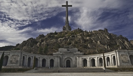 Santa_Cruz_del_Valle_de_los_Caidos.jpg