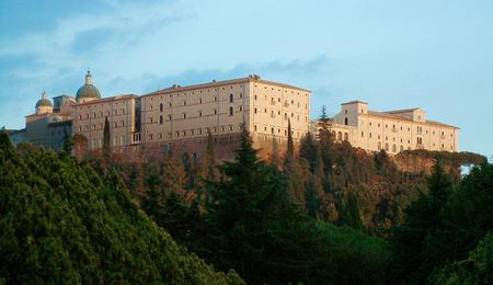 Monte_Cassino_Opactwo.jpg