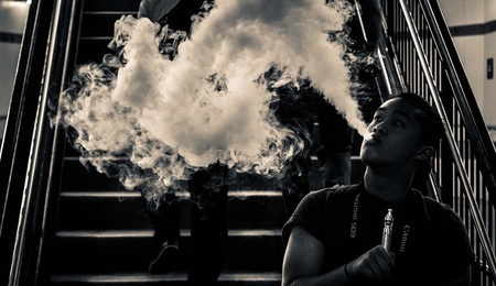 Smoke_Screen_(16582794210).jpg