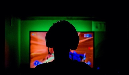 gaming christianat pixa.jpg