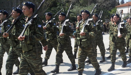 Greek_Soldiers_(5987158026).jpg