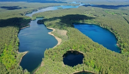 Jezioro_Czarne_i_Ostrowite_aerial_2022.jpg