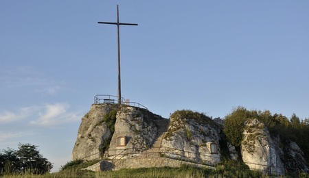 Nielepice krzyż.jpg