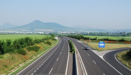 23ut23tu9238htu982t0uwe8gt23y8t3h.jpg